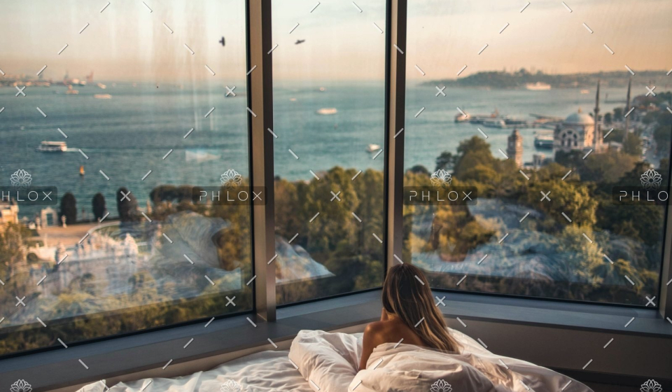 demo-attachment-387-roberto-nickson-RiOhen_OLPs-unsplash